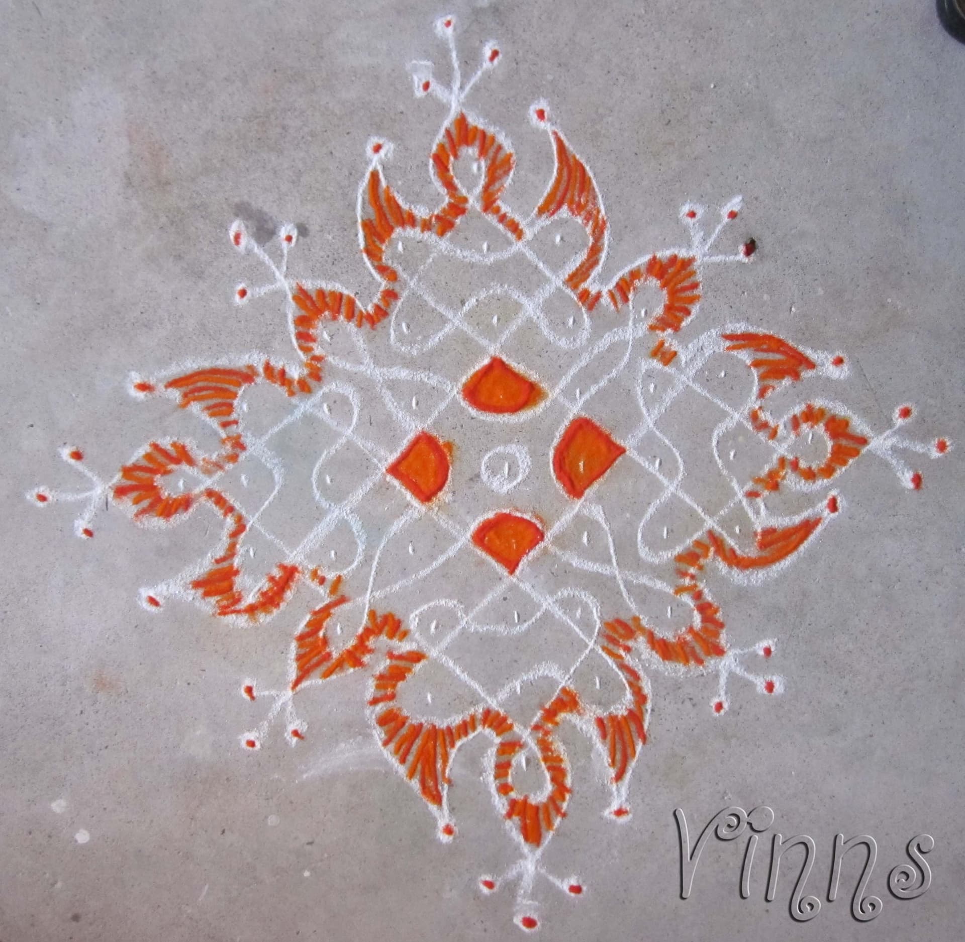 9 Dots Sikku Kolam || Mellika Muggulu | Small Rangoli