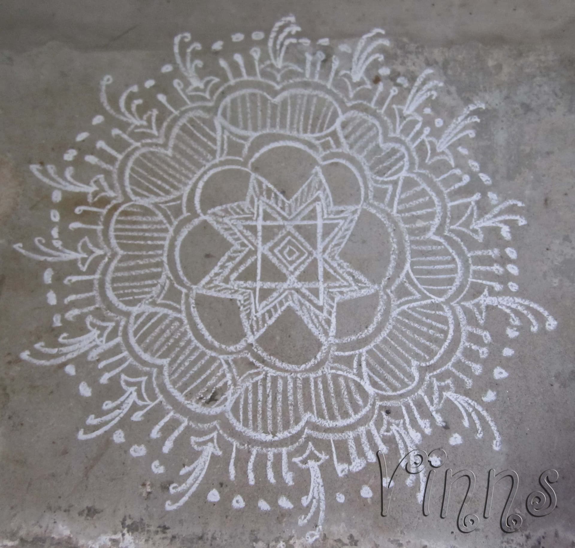 Freestyle kolam - Star