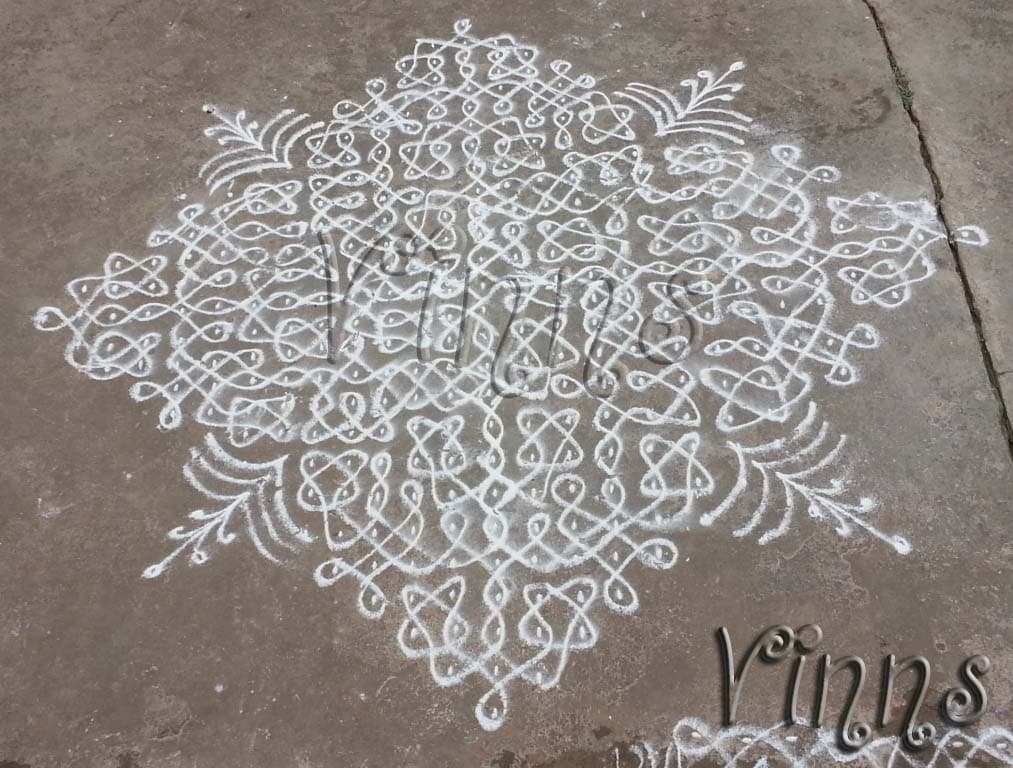 Sikku kolam -21 with 27 Dots