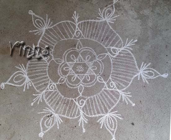 Freehand Star Rangoli
