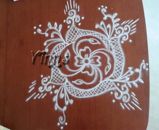 Simple Freehand Kolam