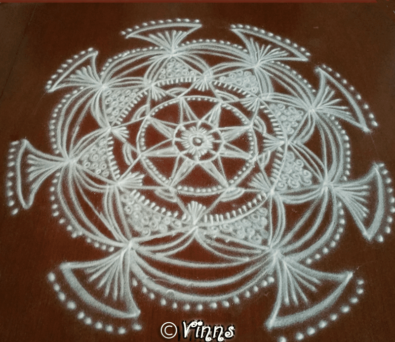 Rangoli in White, Freehand Kolam