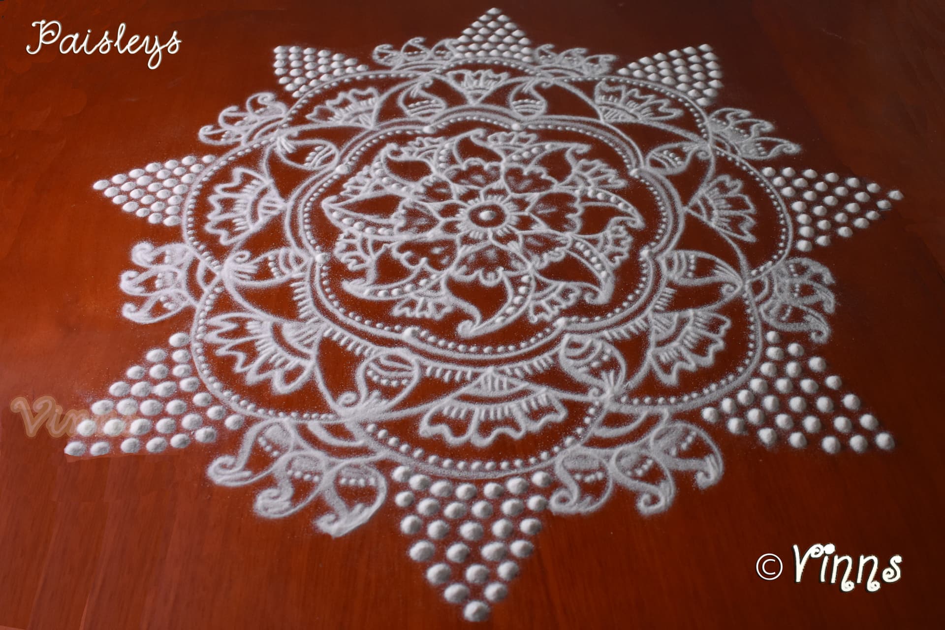 Freehand Kolam || Chukkaleni Muggulu || Rangoli in White