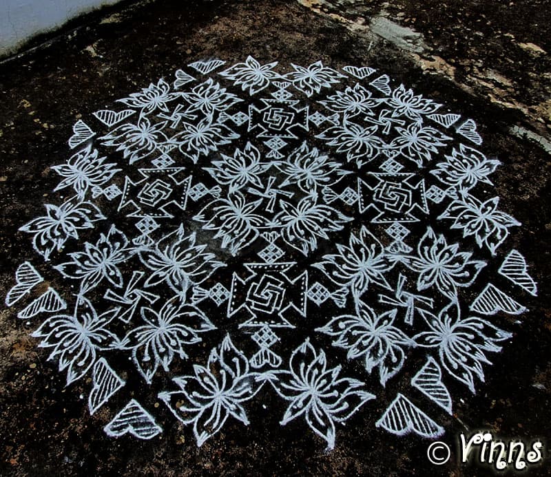 33 Dots Lotus Kolam for Margazhi
