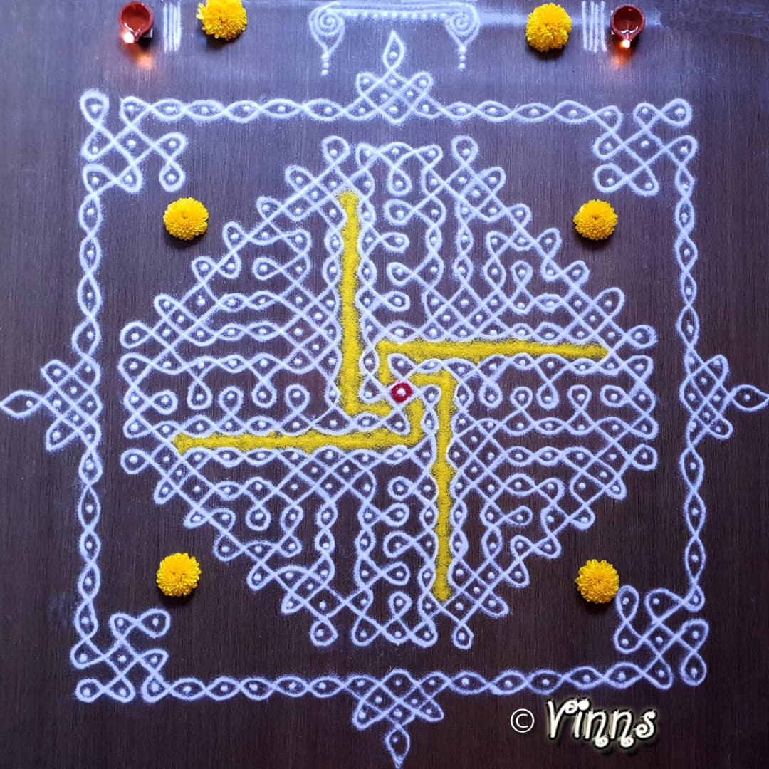 Margazhi Kolam || 17 dots Sikku Kolam