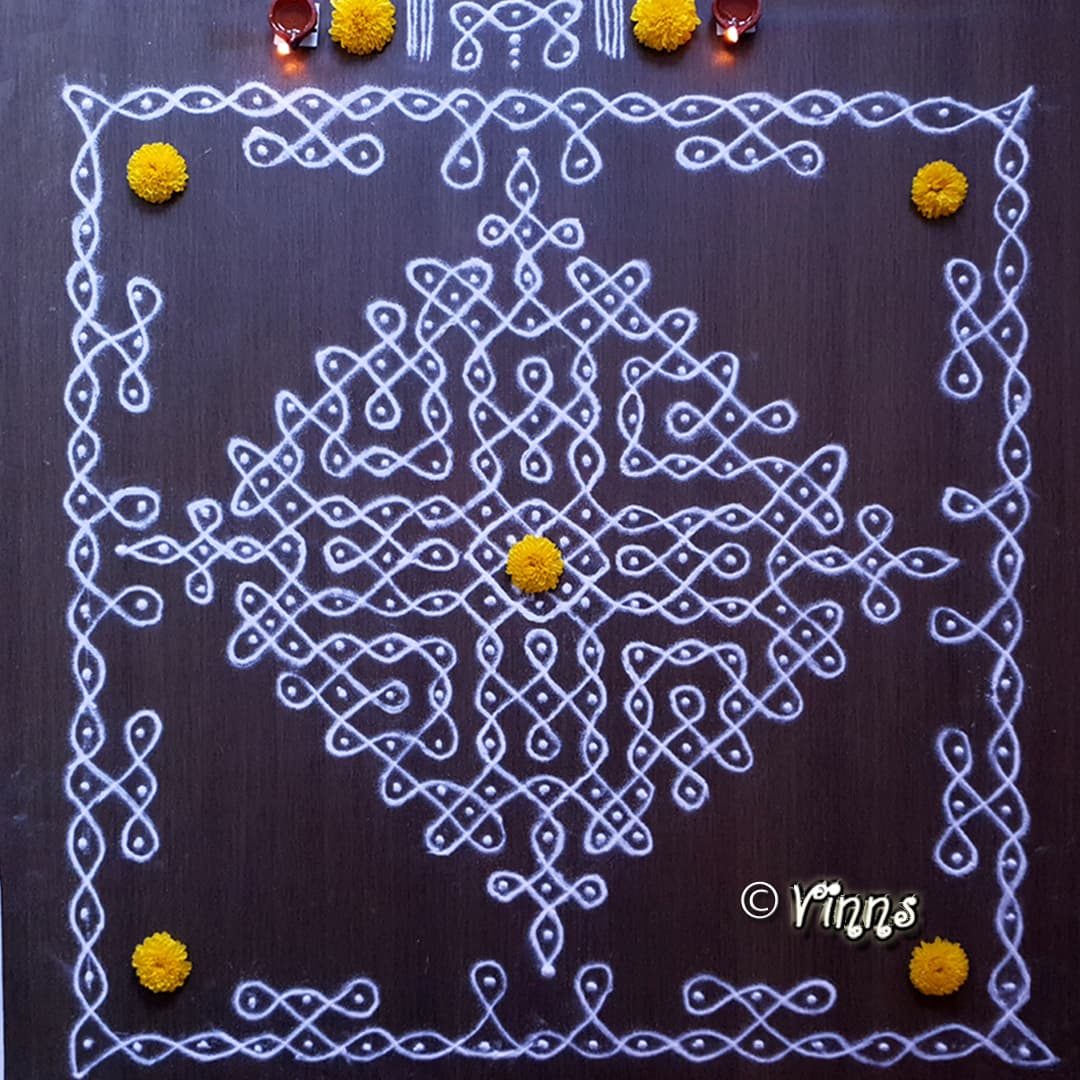 17 Dots Margazhi Kolam || Sikku Kolam || Dhanurmasa Muggulu