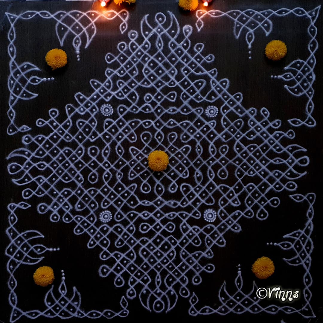 23 Dots Margazhi Kolam || Big Sikku Kolam