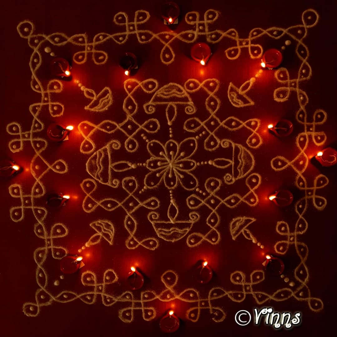 9x9 Dots karthigai sikku kolam || Agal vilakku kolam || deepa muggulu|| Diya Rangoli