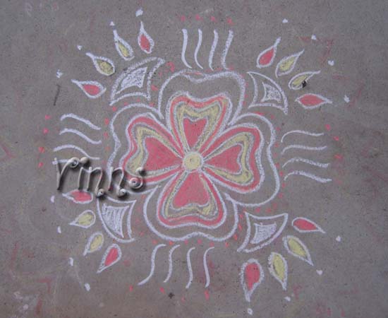 4 dots kolam