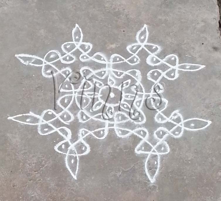 6 Dots sikku kolam