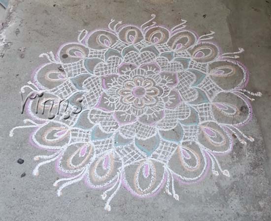 Freehand kolam